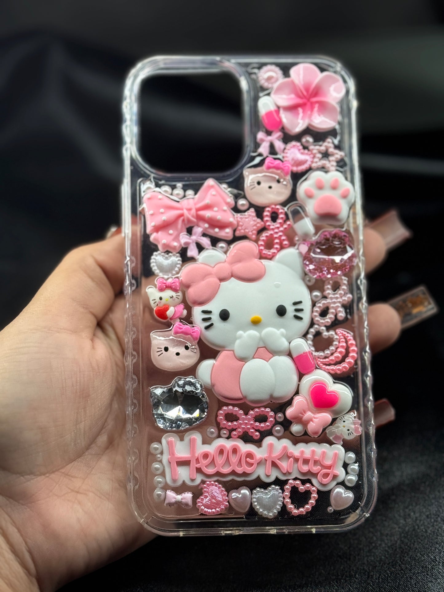 PINK HELLO KITTY JUNK CASE 🫧